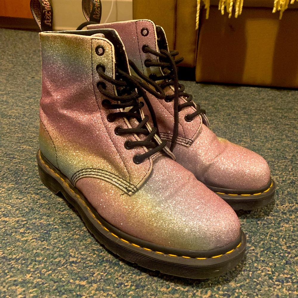 Dr. Martens Pascal glitter boots